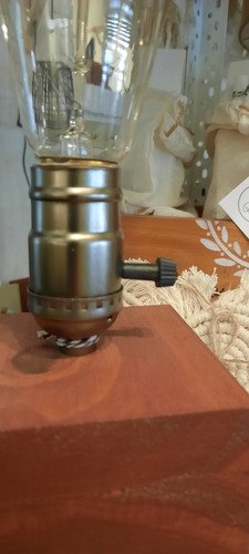 Velador Estilo Industrial Nórdico Marrón (Usado)