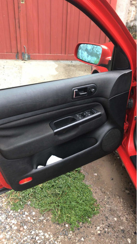 Volkswagen Golf 1.6 S.r