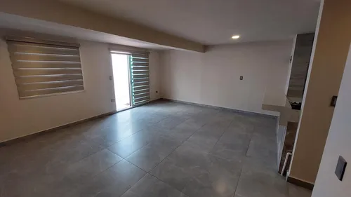Casa En Venta Y Renta En Paseo De Los Nogales Santa Rosa Apodaca N.l.