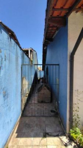 Imagem 4 de 18 de Casa No Bairro Gaivota, Em Itanhaém, Litoral Sul De São Paulo, Localizado No Lado Praia, Ficando À 800 Metros Do Mar. Imóvel Com 260 M² De Área Total, Sendo 145 De Área Construída. Possui Churrasqueir