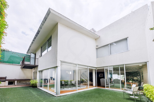 Residencia Con Finos Acabados