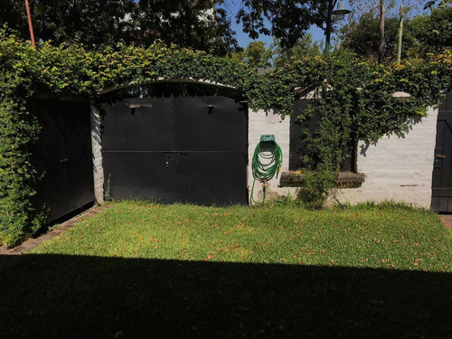 Casa A La Venta En El Bajo De San Isidro -lasalle Al Rio 3 Dormitorios Permuta
