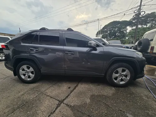 Toyota RAV4 2.0 Xle 4X2 Cvt