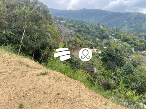 Lote Con 2 Explanaciones En La Vereda Cabuyal Copacabana Antioquia