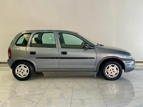 Chevrolet Corsa Corsa Hatch Wind 1.0 MPFi 4p