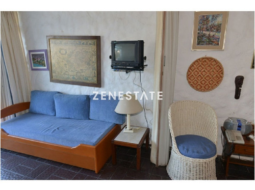 Apartamento En Mansa, 1 Dormitorios