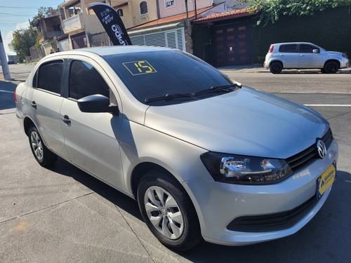 Imagem 2 de 10 de Volkswagen Voyage 2015 1.0 Trendline Total Flex 4p