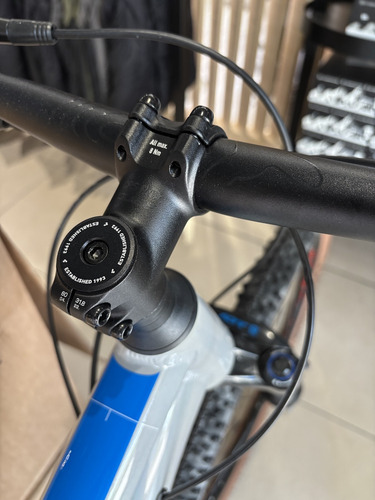 Bicicleta Cube Aim Sl 2x9v Rodado 29 - Thuway