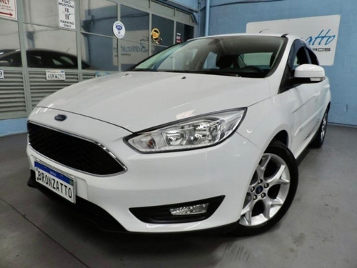 Imagem 1 de 15 de Ford Focus Sedan Fastback 2.0