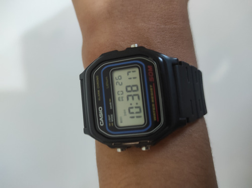 Reloj Casio 590 W-59