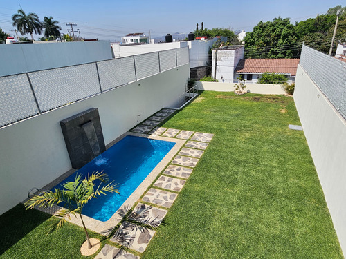 Casa Nueva Estilo Minimalista En Burgos Bugambilias, Temixco