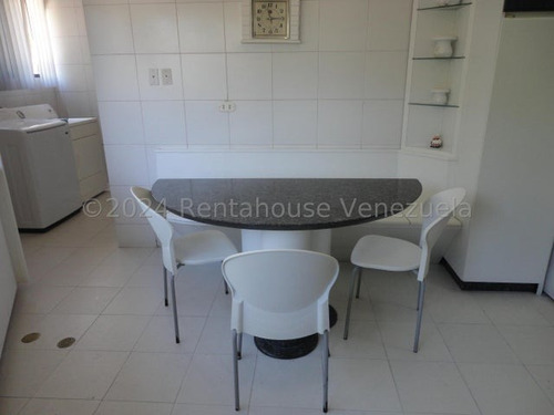 Rah Chacao Vende Apartamento Urb Miranda 24-16363