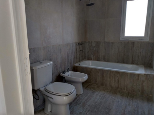 Imagen 11 de 19 de Casa En Venta Lote Interno En Vistas Puertos Del Lago Escoba