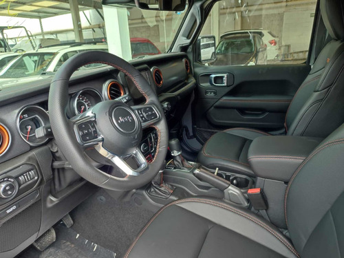 Imagen 6 de 12 de Jeep Gladiator Mojave