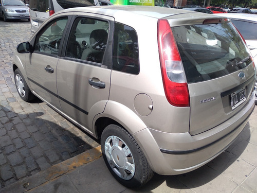 Ford Fiesta/06 1.6 Ambiente,m/buen Estado!,oport (mb)