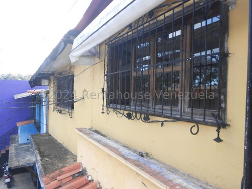 Bello Local , Para Ser Acondicionado En Alquiler En El Hatillo