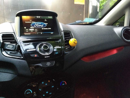 Ford Fiesta Kinetic Design 1.6 Design 120cv Titanium 2015