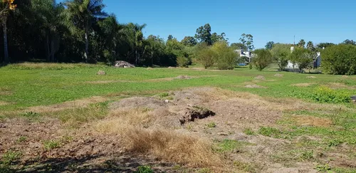 Lote En Avenida Ramirez Sur Paraná Entre Rios 2700m2