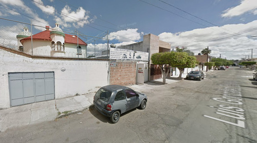 Casa En Venta En Zona De Oro, Celaya-gto