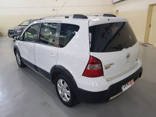 Nissan Livina 1.8 Sl X-gear 16v Flex 4p Automático
