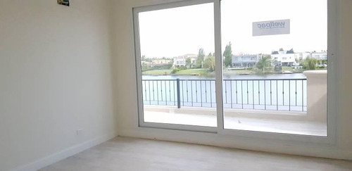 Imagen 21 de 30 de Exelente Casa Al Lago En San Francisco - Villa Nueva - Con Renta
