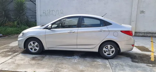 Hyundai Elantra 1.6l