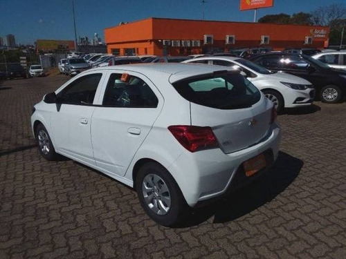 Imagem 6 de 9 de Chevrolet Onix 1.0 Mpfi Lt 8v Flex 4p Manual