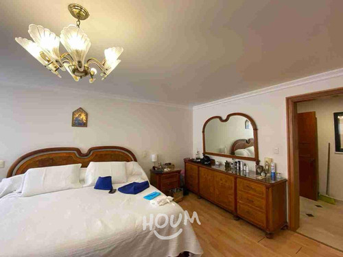 Casa En Real De Las Lomas, Miguel Hidalgo Con 3 Recámaras, 410 M², Id: 138136