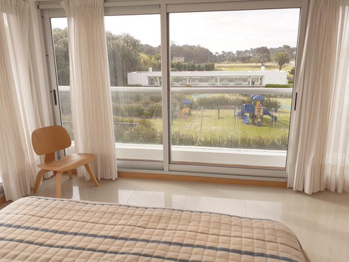 Apartamento En Venta De 3 Dormitorios En Rincón Del Indio