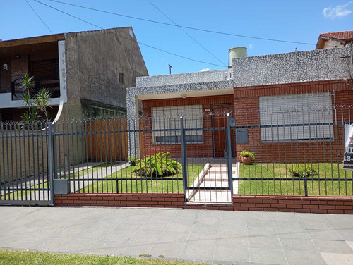 Casa En Venta 3 Amb Excelente Estado