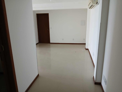 Vendo 3 Salas Comerciais No Centro De Florianópolis