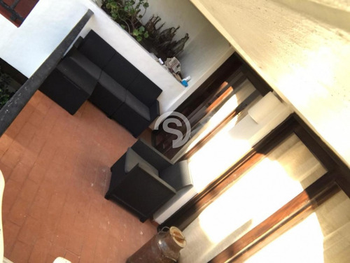 Apartamento Ubicado En Playa Mansa- Ref: 4110
