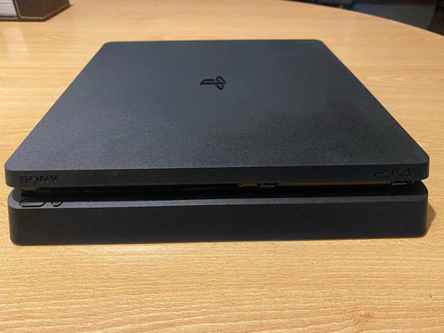 Playstation 4 Slim 500gb + 2 Controles Originales