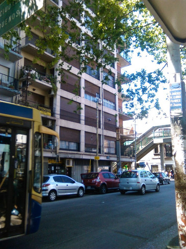 Imagen 1 de 11 de Departamento 3 Ambientes En Venta Ramos Mejia
