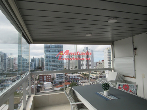 Apartamento En Punta Del Este, Mansa- Ref: 6392
