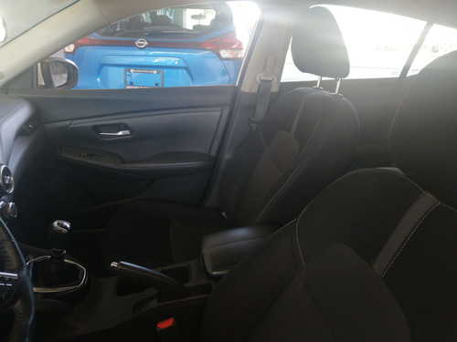 Nissan Sentra 2.0 Advance Mt