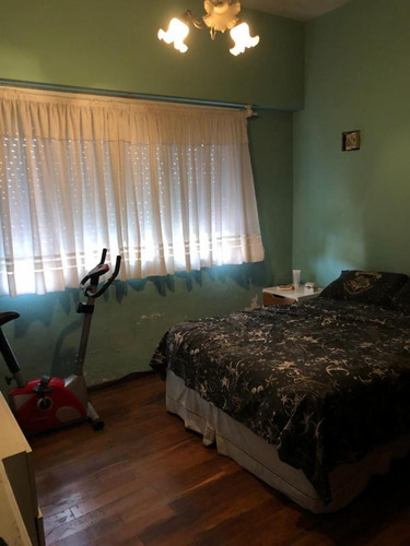 Imagen 6 de 16 de Casa 7 Ambientes. En Lote Propio De 8,12 X 35. Oportunidad