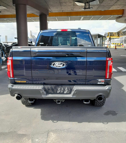 Ford F-150 5.0L V8 Tremor 4X4 At