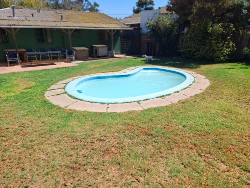 Casa En Calle La Pinta - Sitio De 350 M2
