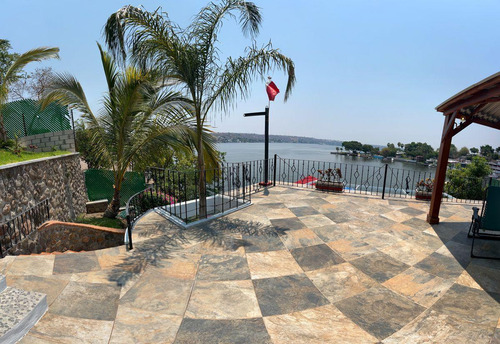 Casa A Orilla Del Lago De Tequesquitengo