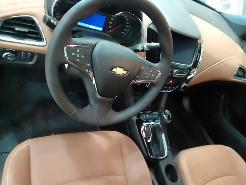 Imagen 14 de 25 de Cruze Premier 2023 4puertas