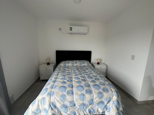 Departamento En Alquiler Amoblado 1 Y 37.