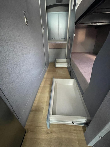 Imagen 4 de 15 de Motorhome Iveco 70 C17 Carrozado Unico .para Exigentes