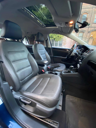 Volkswagen Vento 2.5 Luxury Tiptronic 2012 Financiado Cuotas
