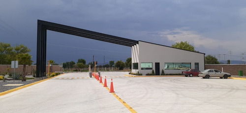 **novotech Aeropuerto Terreno Parque Industrial