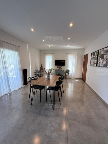 Casa En Venta En Santa Emilia, Pilar Del Este, Pilar