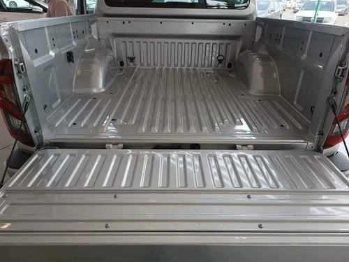 Nissan Frontier 2.3t Xe 4x2 Mt L22