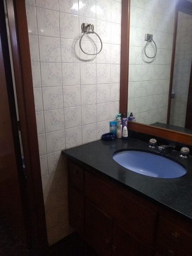 Venta Casa 5 Ambientes Bernal