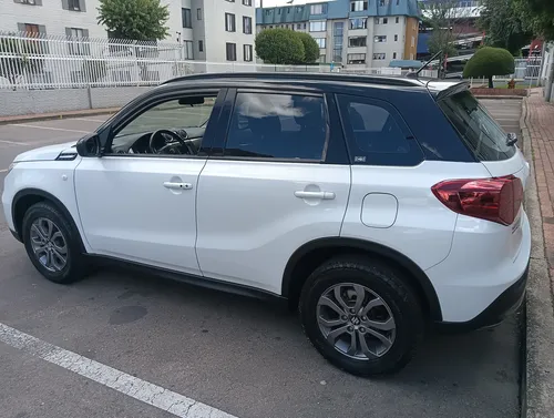 Suzuki Vitara Live At 2wd Full