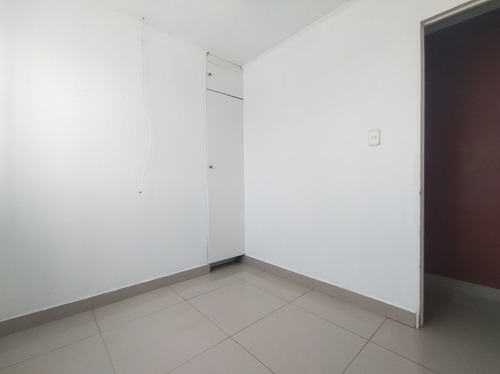 Arriendo Excelente Depto Remodelado 3d/1b/1e.